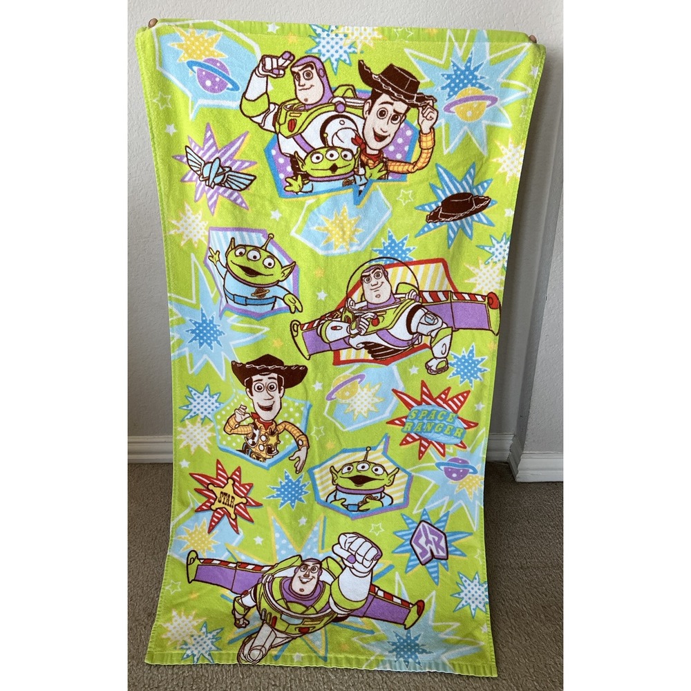 Disney Pixar Japan Toy Story Towel HTF Woody Buzz Aliens Space Ranger
